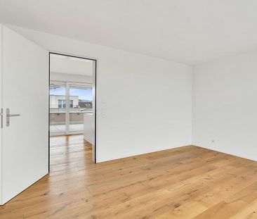Attika-Wohnung mit grosser Terrasse und Weitsicht - Foto 5