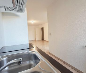 Location Appartement 2 pièces 45m² BONNEVILLE 74130 - Photo 3