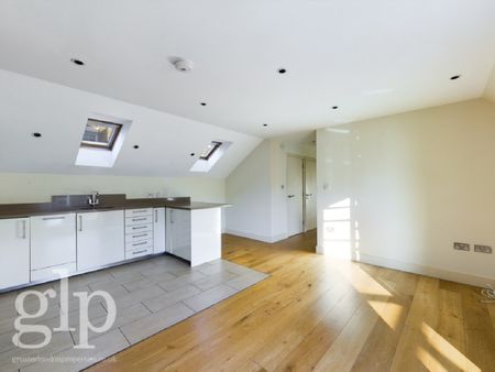 2 Bedroom Apartment, Gower Mews Mansions, Bloomsbury, WC1 - Photo 2