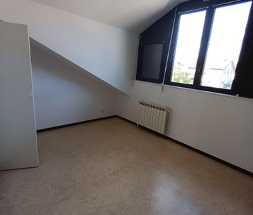 Location Appartement 3 pièces 58m² MILLAU 12100 - Photo 2