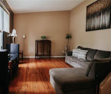 For Lease - 1 Vera Court Unit# Upper, Hamilton, Ontario - Photo 3