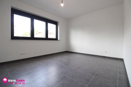 Mooi appartement te huur in centrum Zolder met 2 slaapkamers! - Foto 3