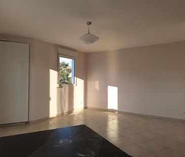 Location Appartement 1 pièce 34m² FONTAINE LES DIJON 21121 - Photo 1