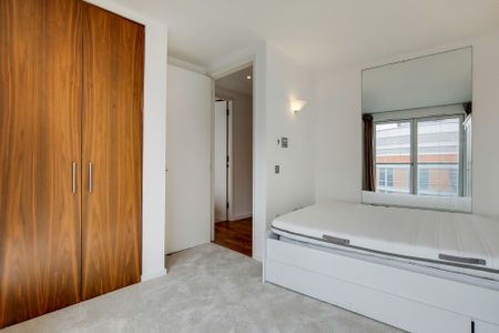 New Providence Wharf, 1 Fairmont Avenue, London, E14 9PX - Photo 5