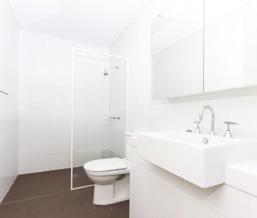 B109/100 Gungahlin Place, Gungahlin ACT 2912 - Apartment For Rent |... - Photo 6