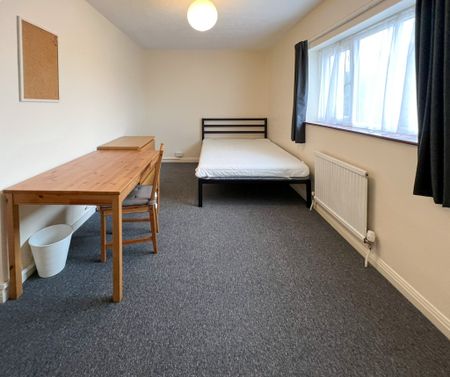 Station Road, Filton, BS34 7JN - Photo 4