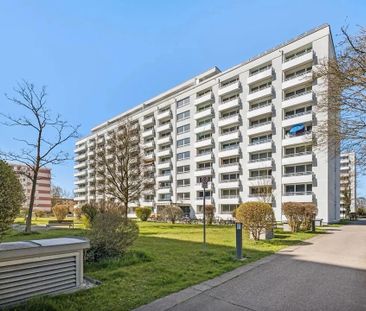 Möbliertes Zimmer in moderner Wohnung in Oberschleißheim - Foto 1