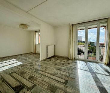 Location appartement Marseille 7ème (13007) - Photo 1