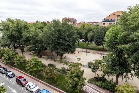 Plaza Jiménez Díaz, Getafe, Community of Madrid 28903 - Photo 4