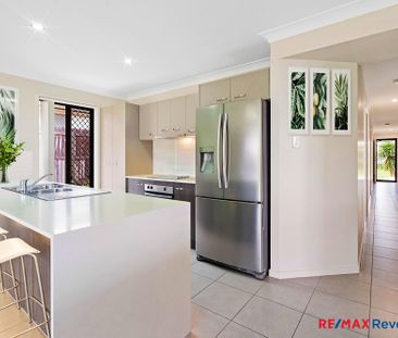 34 John Street,PIMPAMA - Photo 2