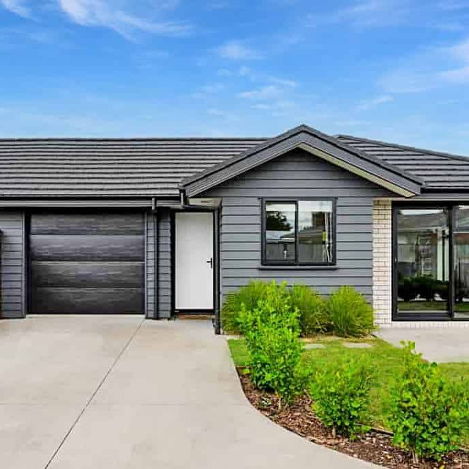 1/1136A Heaphy Terrace - Photo 1