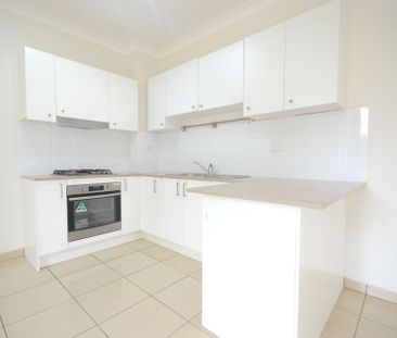 Conveniently Situated near Wentworthville Train Station - Photo 4