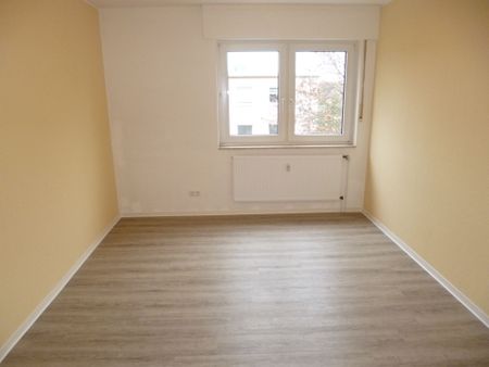 Attraktive Erdgeschoss-Wohnung mit Balkon - Photo 3