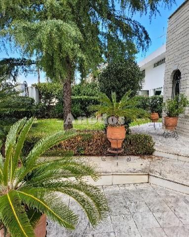 Μονοκατοικία για ενοικίαση Φιλοθέη - Photo 3