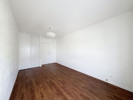 Appartement à louer - REIMS - Photo 2