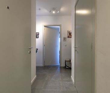 Gunstig gelegen zeer recent appartement - Photo 5