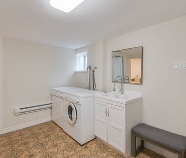 For Lease - 45 Rusholme Pk Crescent Unit# Basement, Toronto, Ontario - Photo 4