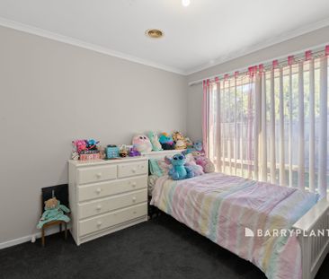 Spacious Family Living with Bonus Shed - Photo 4
