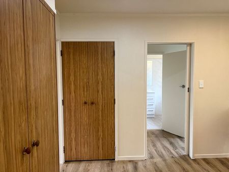 Three bedroom unit for rent - Photo 4