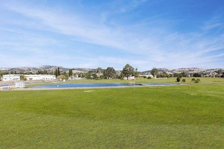 NO BOND... NO LOCK IN LEASE/CONTRACT... 40+ Living - Photo 4