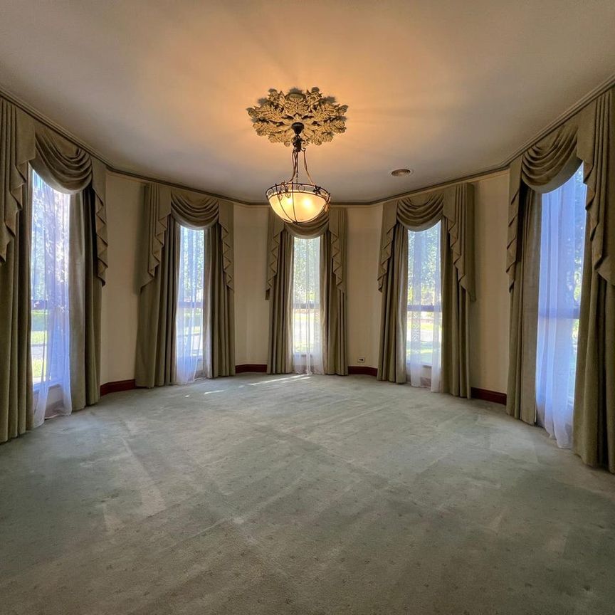 28 McGuire Cres, Williamstown, Vic 3016 - Photo 1