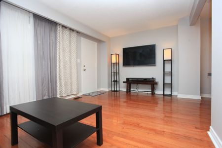 For Lease - 38 THE CARRIAGE Way Unit# 38, Markham, Ontario - Photo 5