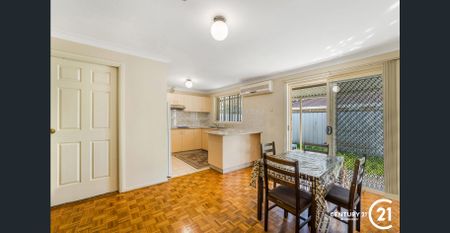 Charming Three Bedroom Home - Photo 4