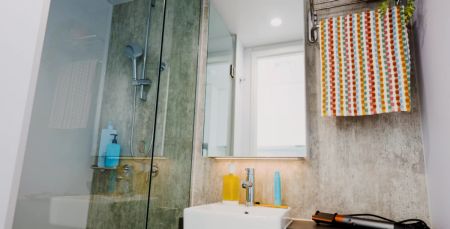 Signature Studio-Double Bed with Standard View - Photo 5