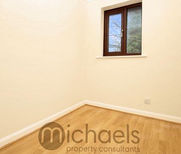 14 Tollgate Court London Road, Colchester, CO3 0RE - Photo 4