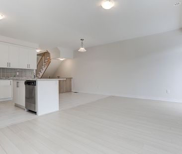 For Lease - 27 Floyd Ford Way, Markham, Ontario - Photo 5