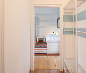 Furnished rental quietly facing the inner courtyard - Photo 3