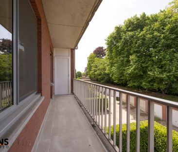 Mooi gerenoveerd appartement met garage - Photo 3