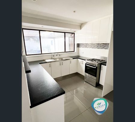 12 Karrawirra Close, Craigmore, SA 5114 - Photo 4