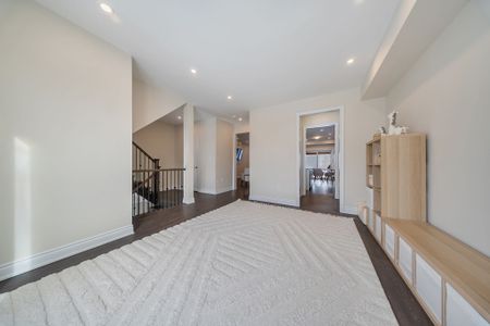 For Lease - 44 Janes Crescent, New Tecumseth, Ontario - Photo 2