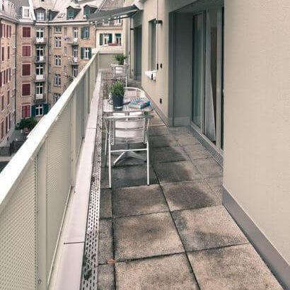 2.5 ZIMMER ATTIKA APARTMENT MIT BALKON - Photo 1