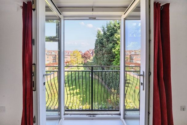 2 bedroom flat to rent - Photo 1