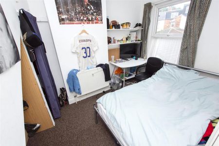 4 bedroom house to rent - Photo 4