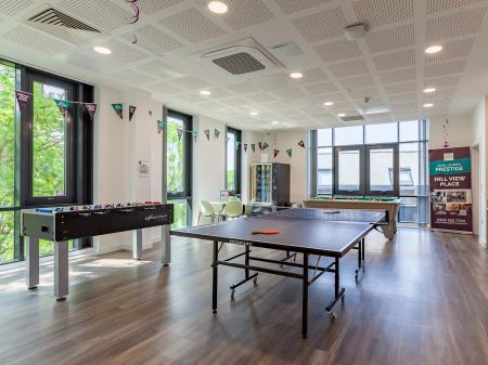 Penthouse 2 Bed Apartment - Photo 4