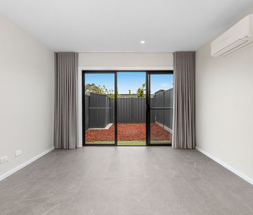 38/14 Grace Munro Crescent, Strathnairn ACT 2615 - Townhouse For Re... - Photo 5