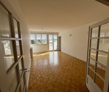 Location Appartement 4 pièces 85m² LA ROCHELLE 17000 - Photo 2