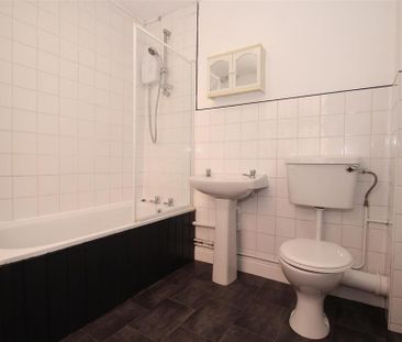 Studio to rent - Photo 6