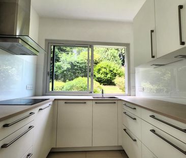 Maison à louer MARNES LA COQUETTE, 8 pièce(s) - 3900€ - Photo 2