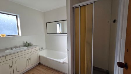 Whangarei Regent - Photo 5