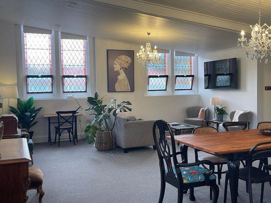 Luxury Apartment - Photo 1