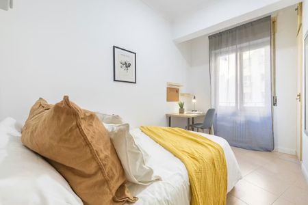 Calle de la Princesa, Madrid, Community of Madrid 28008 - Photo 2