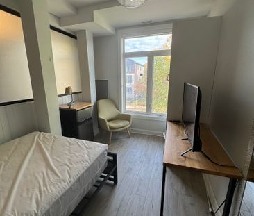 240 Blackburn - Photo 2