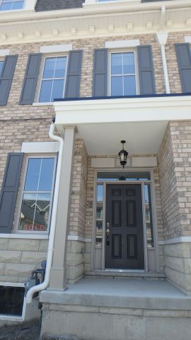 For Lease - 25 Amherst Circle, Vaughan, Ontario - Photo 2