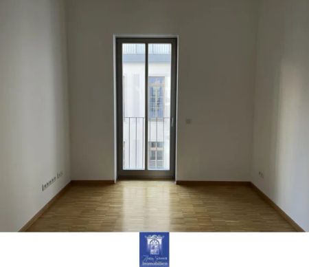 Moderne und individuelle Wohnung! Großer Balkon, Loggia, exklusive Ausstattung! - Photo 4