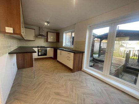 Wilton Way, Middlesbrough, TS6 - Photo 5