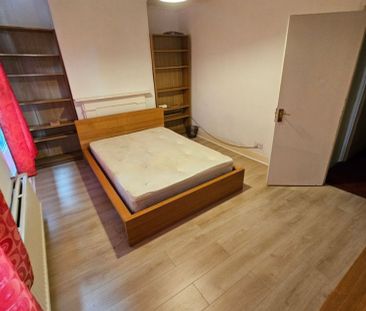 Room in a Shared House, Scales Road, N17 - Photo 4